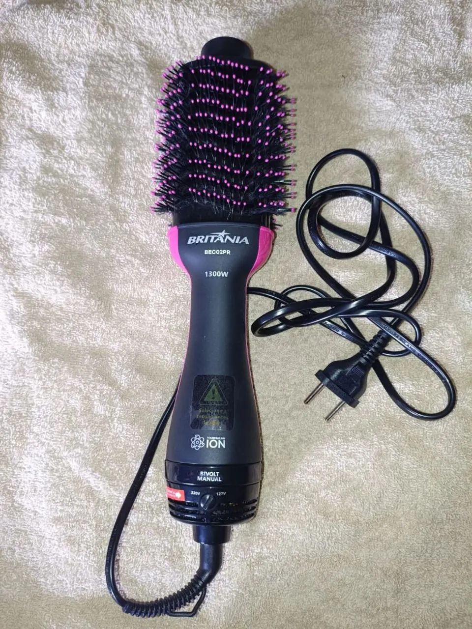 Vende-se escova secadora/alisadora com nota fiscal  - Foto 2