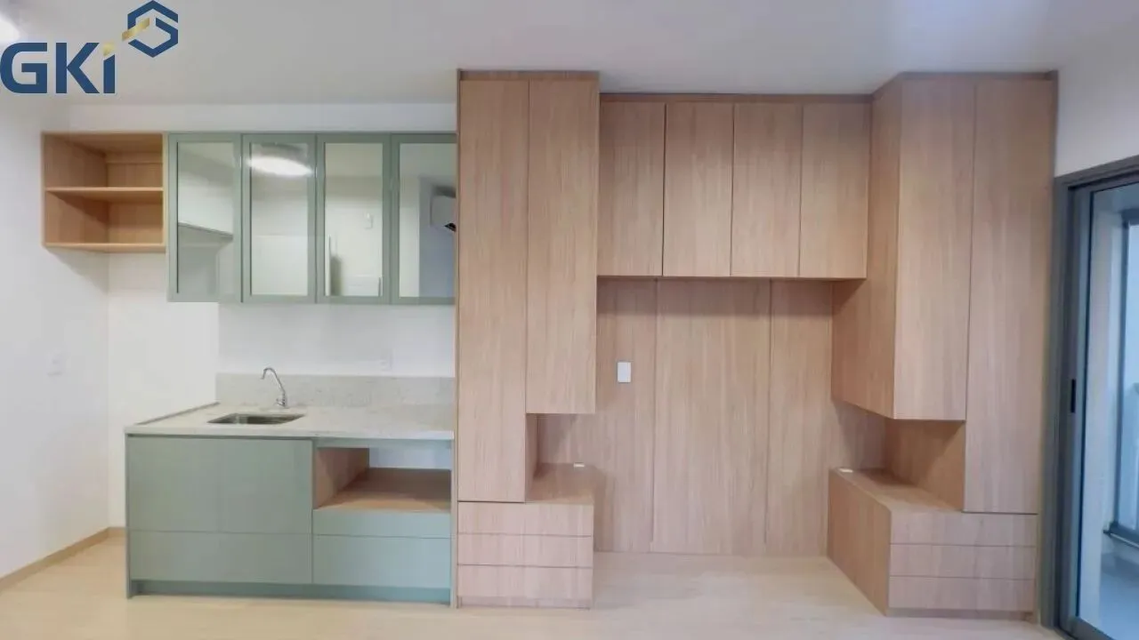 Studio Faria Lima/Pinheiros: 44m², Varanda, Lazer e Conforto.