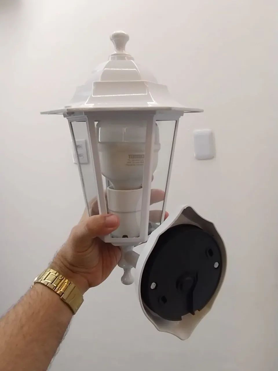 ARANDELA COLONIAL E-27 MAX-60W SORTE LUZ COM LAMPADA LED 20W - Foto 4