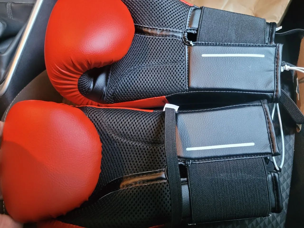 Luvas de boxe407686970952929282
