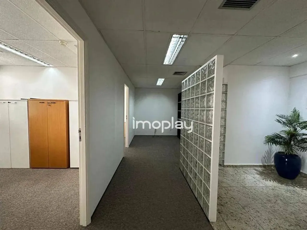 Sala comercial mobiliada 115m2, Localizado na Av. Paulista.