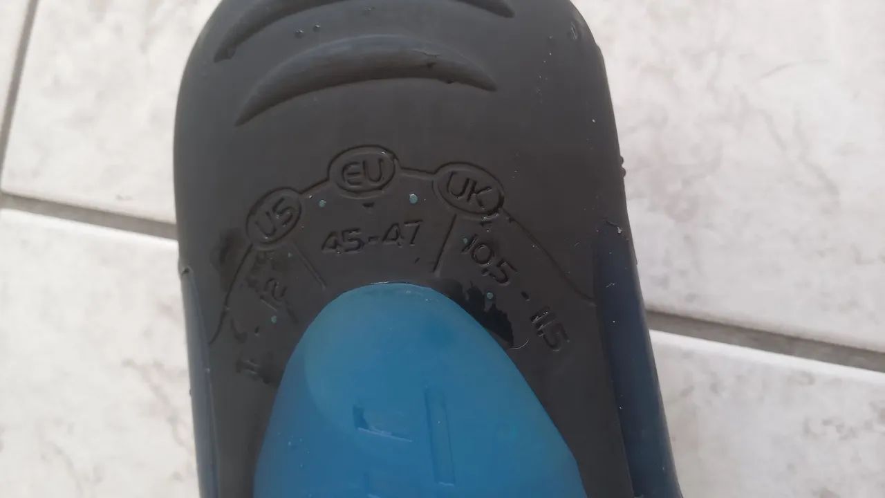 Par de nadadeiras tribord - Foto 2