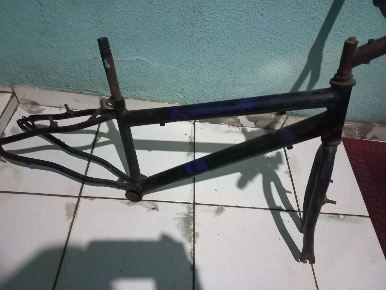 Quadro de bicicleta Aro 24 em perfeitas condições 