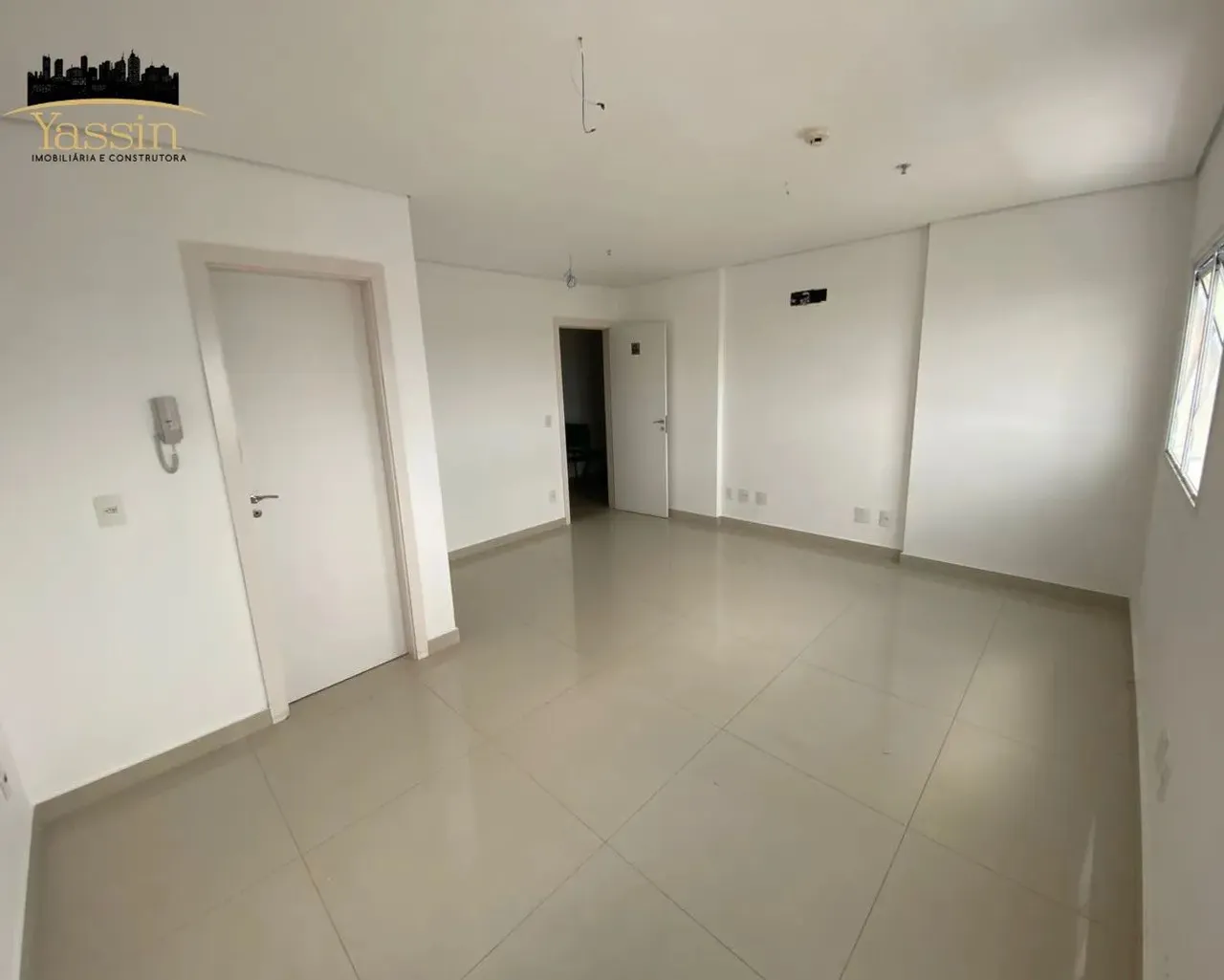 Sala comercial para venda ou locação no Jardim Cuiabá Office Flat