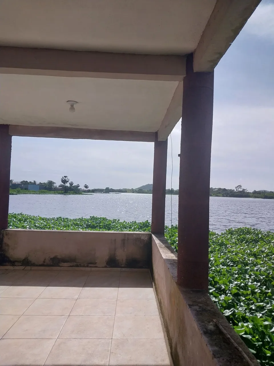 Venda de casa duplex em açude na mata fresca
