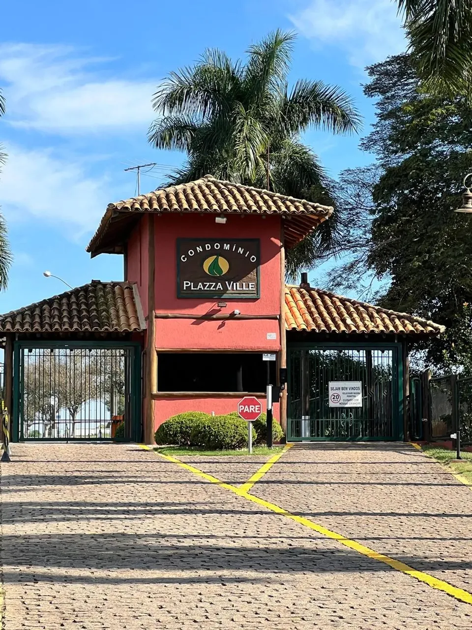 Terreno em condomínio para venda com 1200 metros quadrados, com infraestrutura completa, p