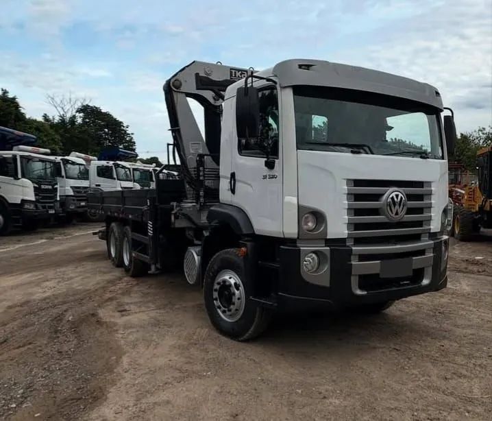 Vw 31.320 carroceria munk 6x4 Ano 2011 - Foto 2