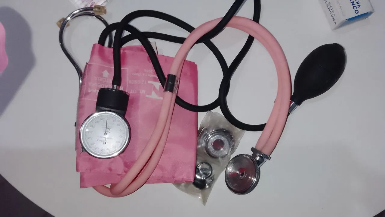 esfigmomanômetro e estetoscópio premium - Foto 2
