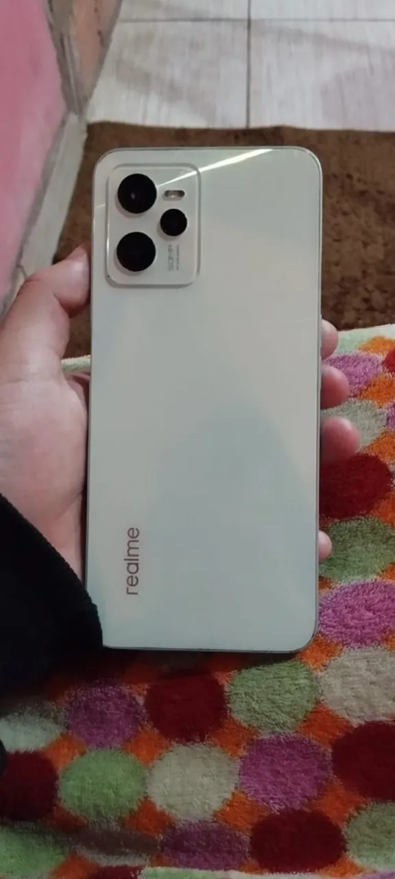 Realme C35