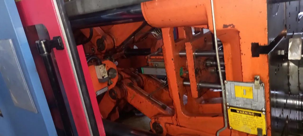 Injetora  Haitian 160t 2008  - Foto 5