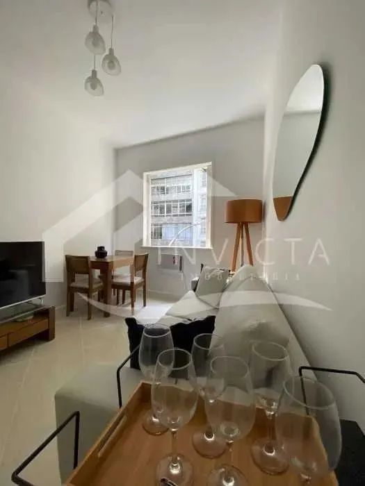 Imóvel para venda possui 32 metros quadrados com 1 quarto em Leme - Rio de Janeiro - RJ - Foto 2
