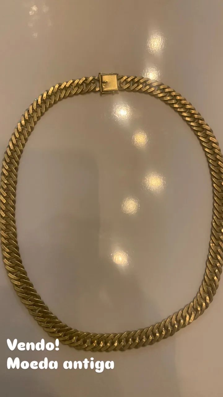 Cordão moeda antiga escamado 