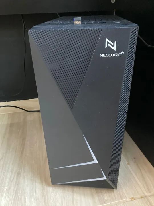 PC Xeon 14/28 + 128gb RAM + SSD M2 + RX550 - Foto 4