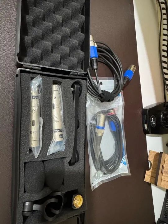 Microfones Behringer C-2 (Par) + Cabos XLR - Condensador Ideal para Gravação
