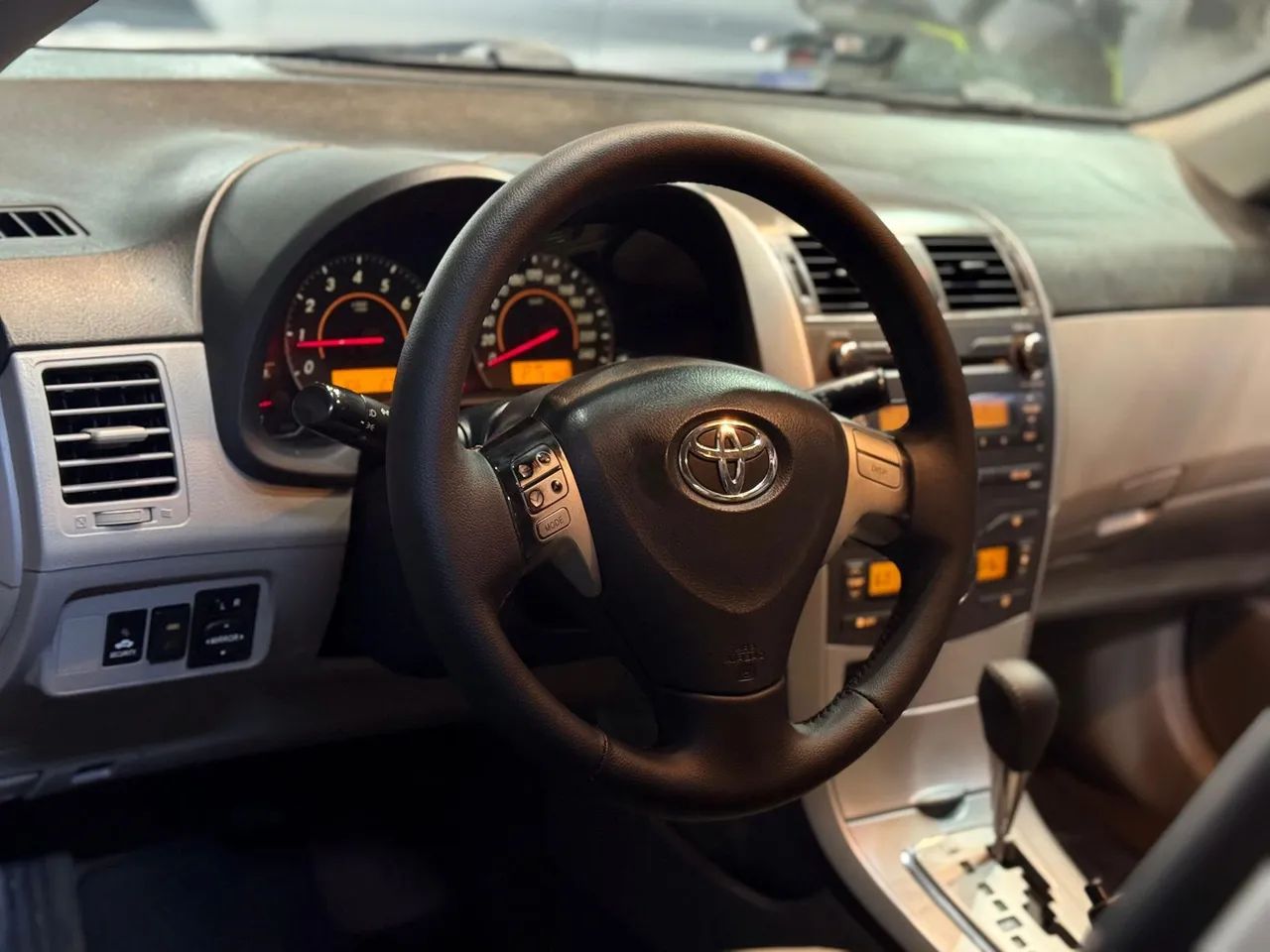 Toyota Corolla GLI 1.8 Flex 16V Aut. 2012 - Foto 7