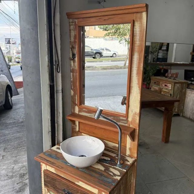 Chapeleira Lavabo De Demolição Com Tinta - Foto 5