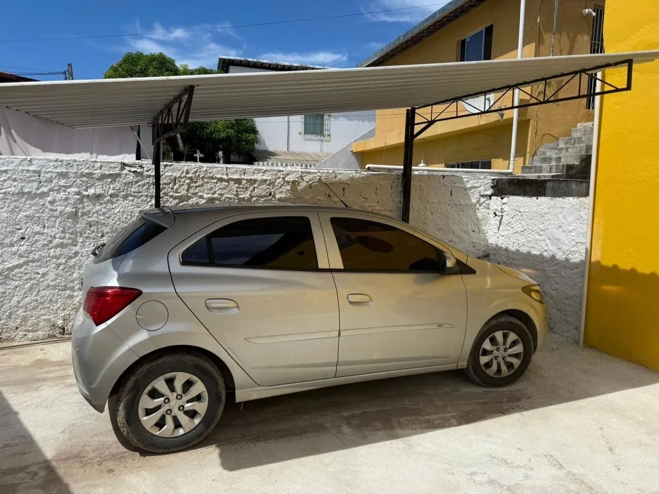 Vendo Ônix única dona - Foto 2