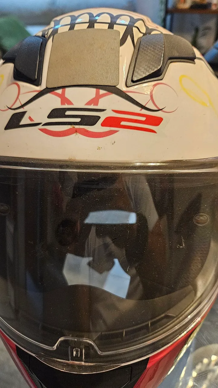 Capacete feminino