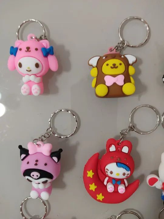 Chaveiros Sanrio Hello Kitty Preço por unidade  - Foto 4