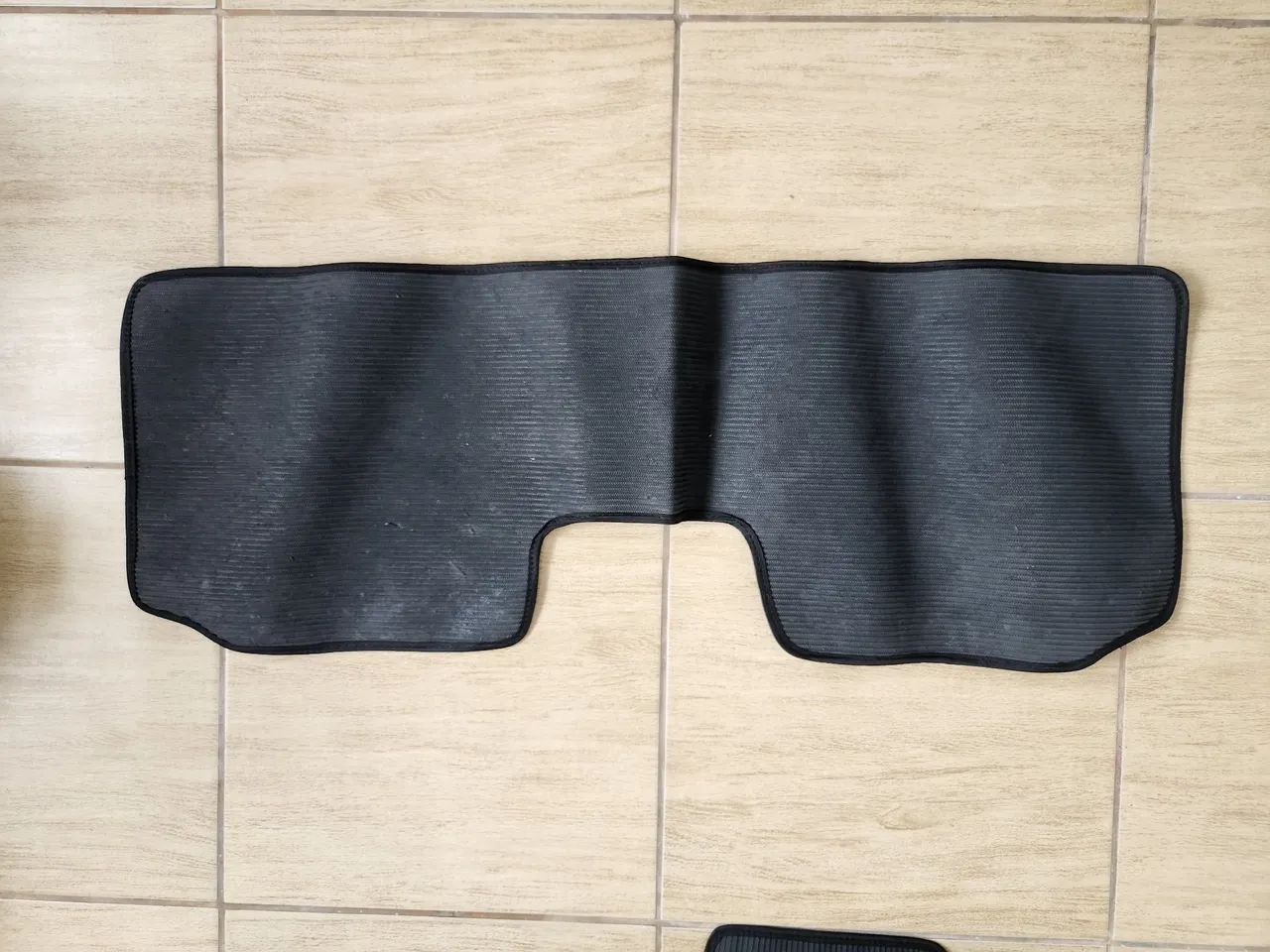 Tapete de carro Yaris (NOVO)