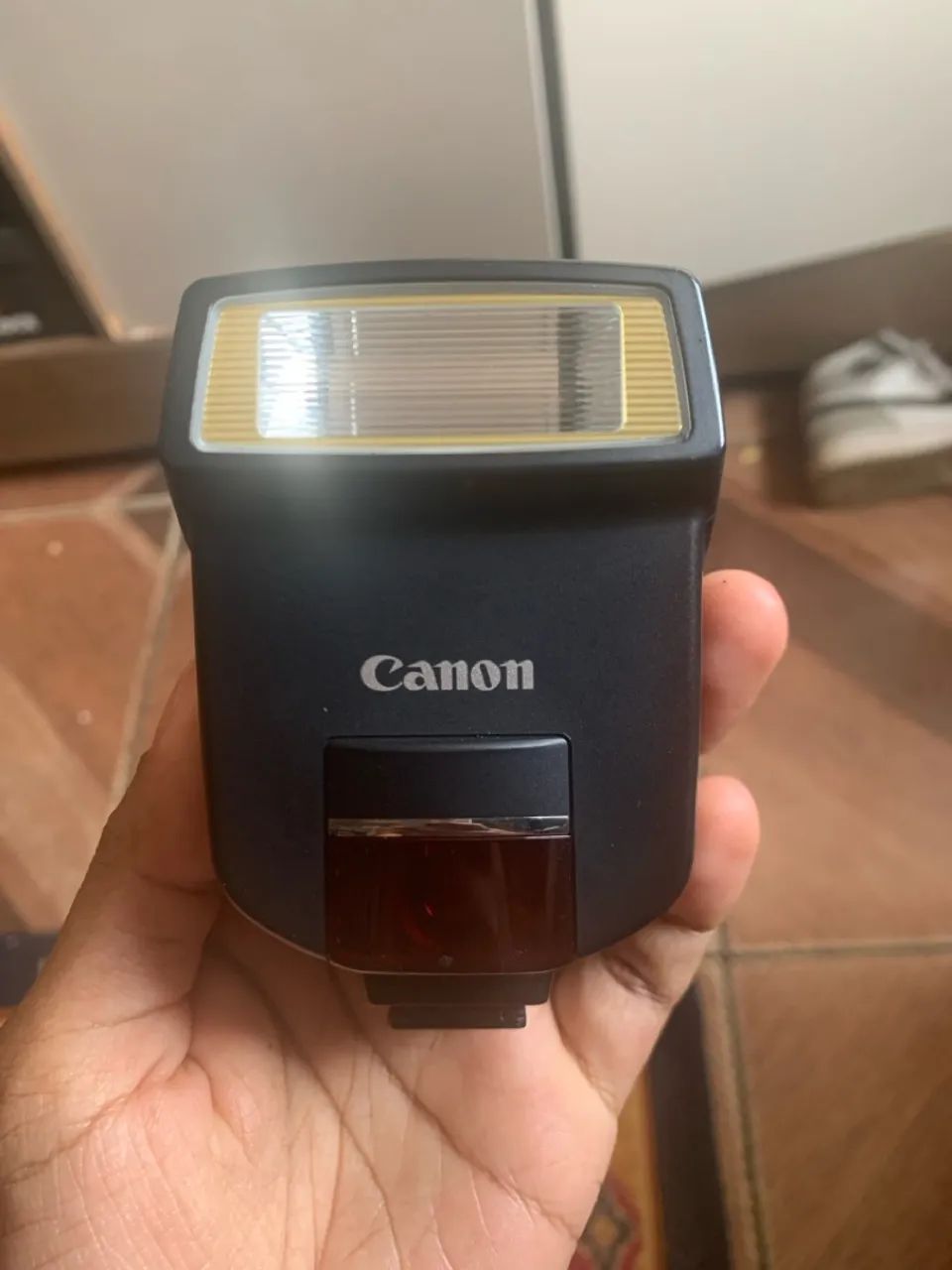Canon Speedlite 220EX