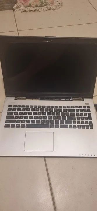 Notebook leia descrição 