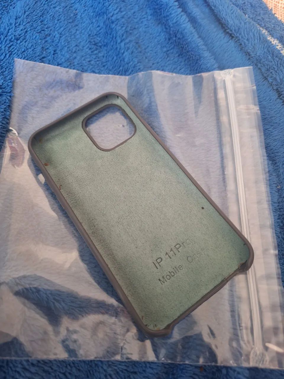 Case silicone para iphone 11 pro - Foto 2