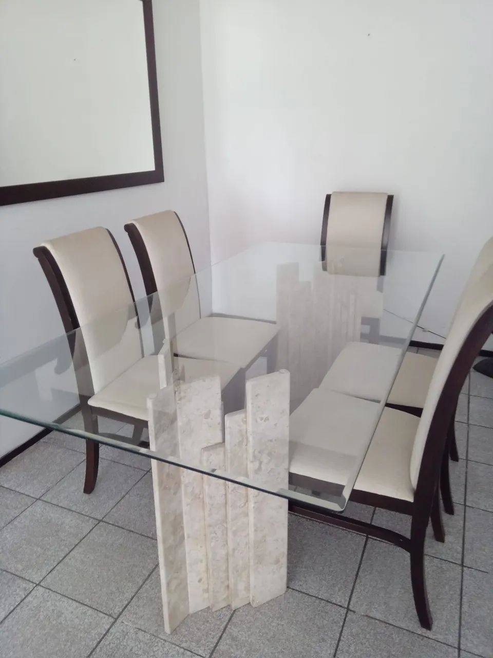 Mesa de Jantar de Mármore com Tampo de Vidro com 6 cadeiras  - Foto 2