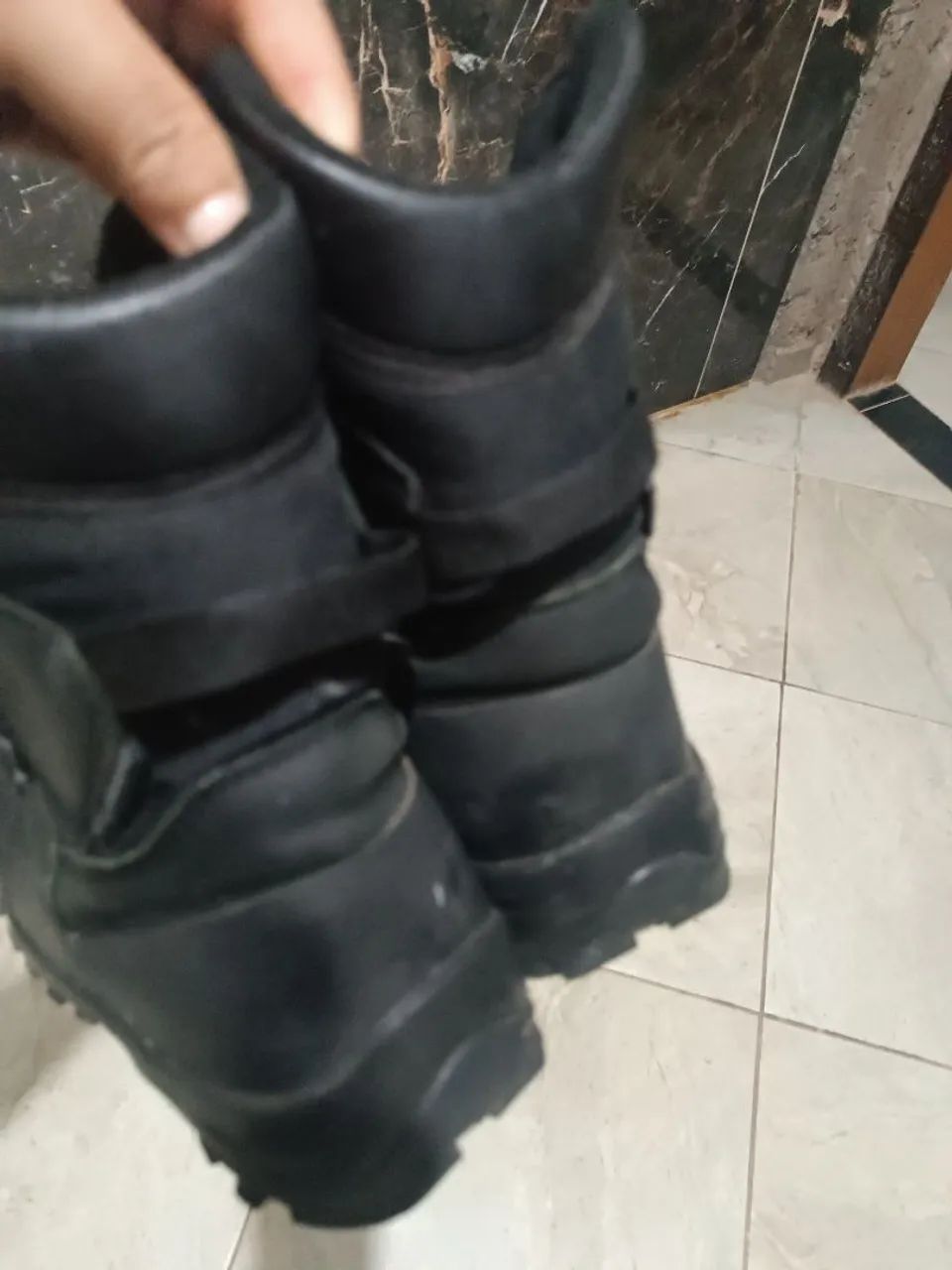 Bota Tática Preta - Conforto e Durabilidade - Foto 2
