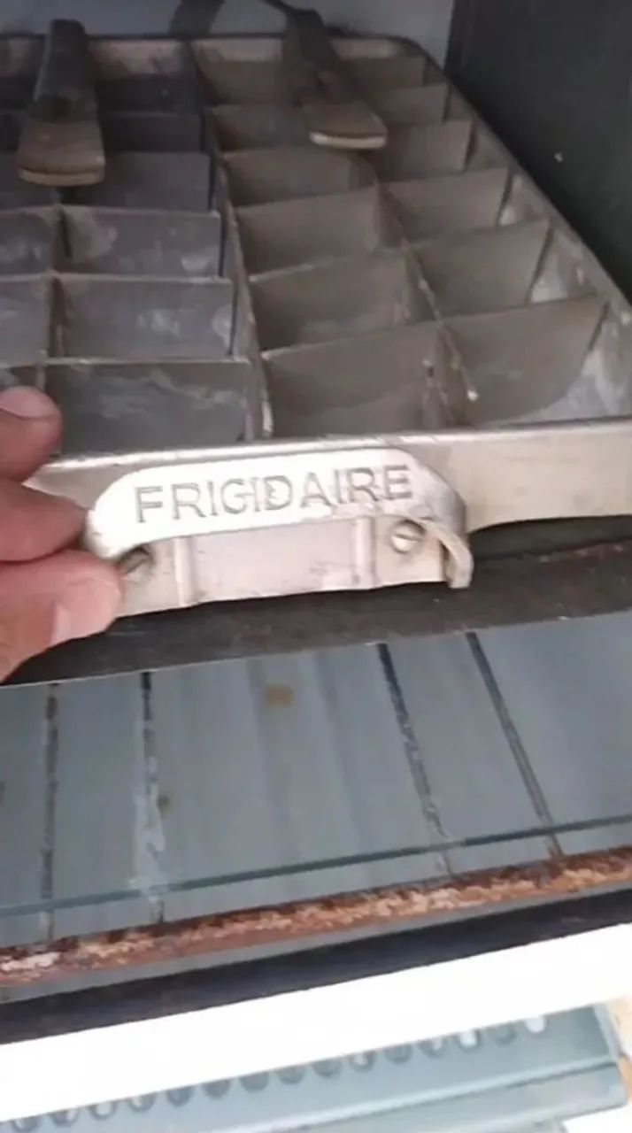 Geladeira FRIGIDAIRE anos 40 - Foto 4