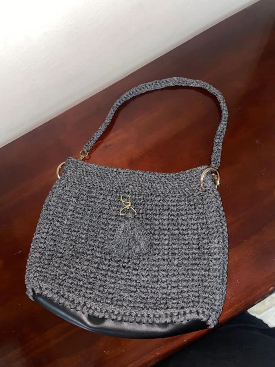 Bolsas de tela e  malha de croche.