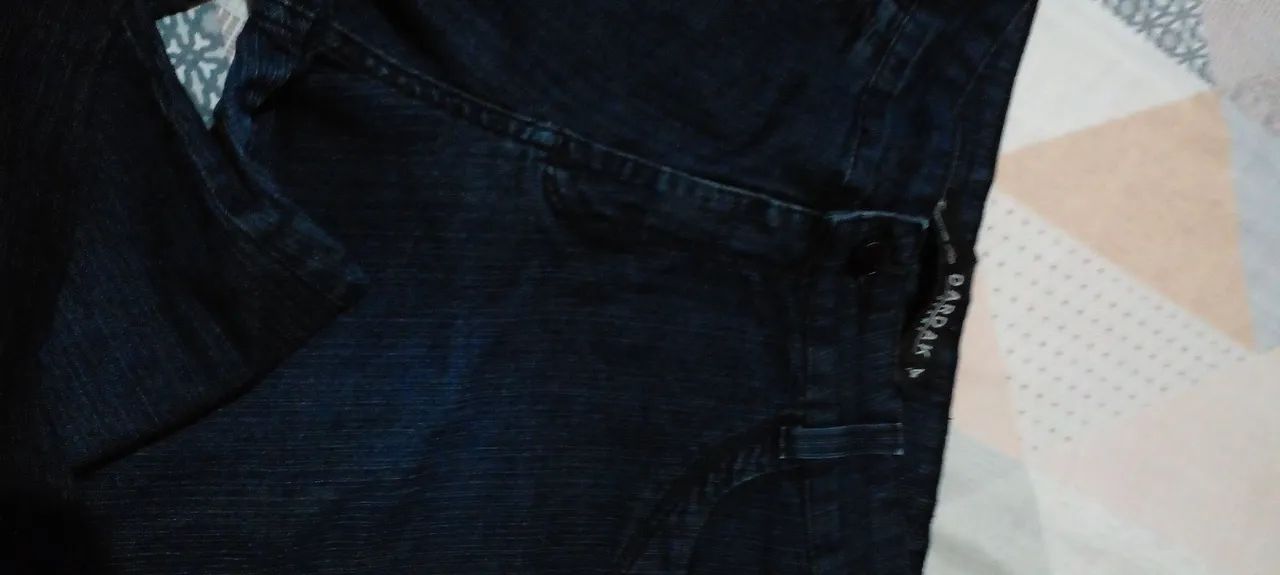 Calça jeans laycra semi nova n 44 - Foto 4