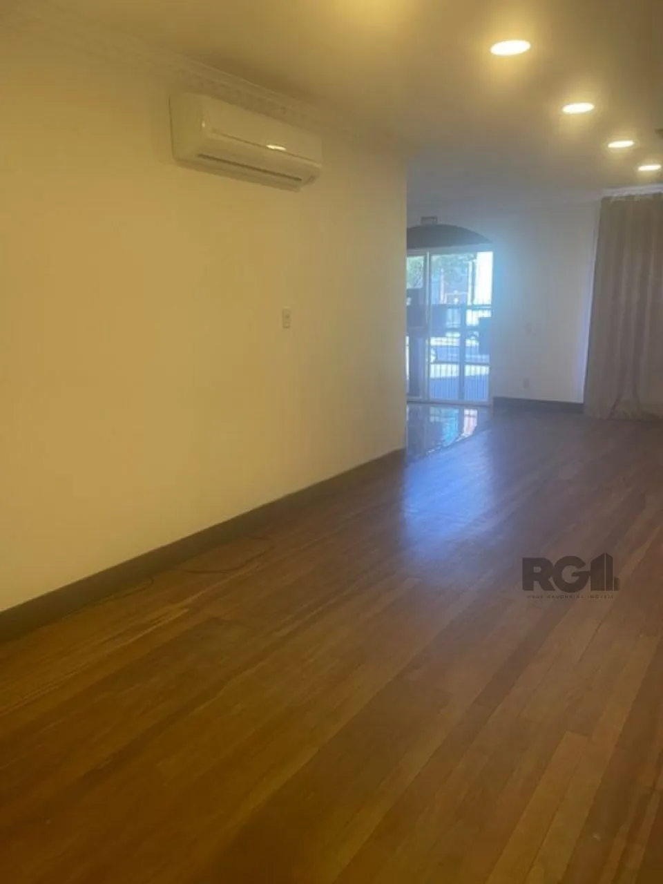 Edifício para Aluguel no Jardim Botânico com Área Útil de 112m² Disponível