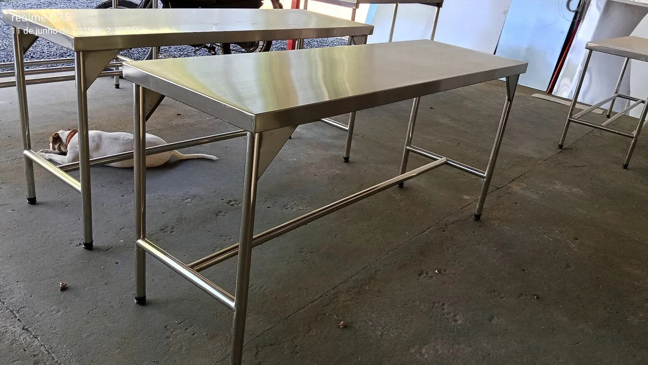 Mesas de aço inox para cozinha industrial