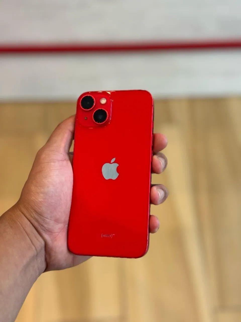 iPhone 14 red com garantia funcionando 100%  - Foto 2