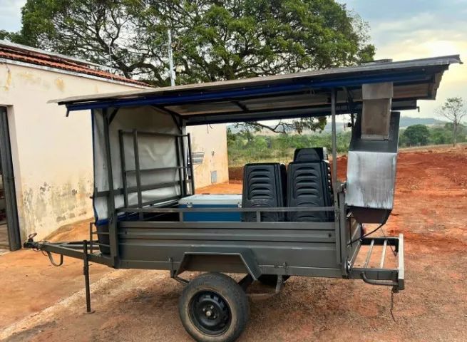 Carretinha/tenda/mesas/banquetas