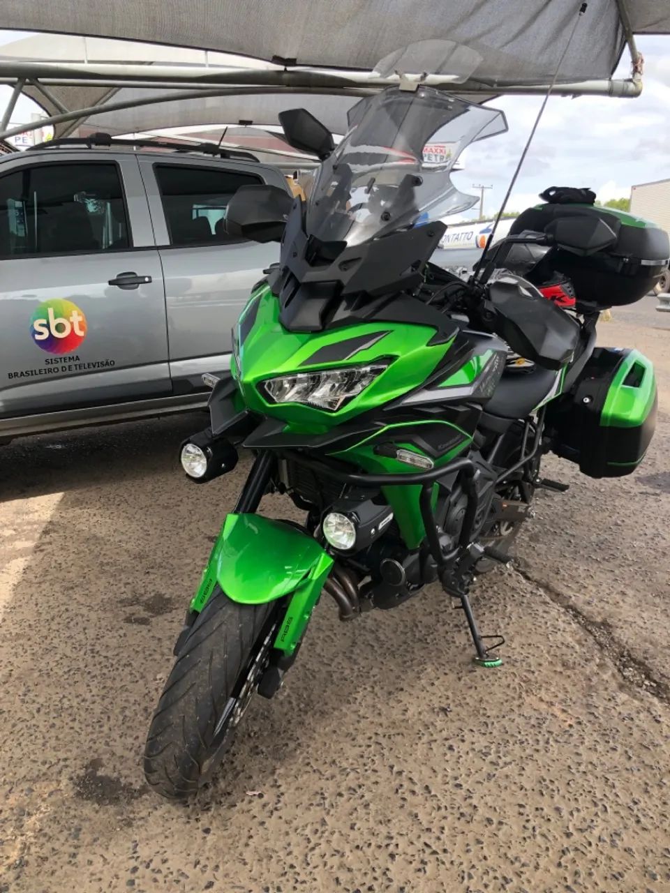 Versys 650 Tourer 23/23 com Acessórios e baixa km - Foto 5