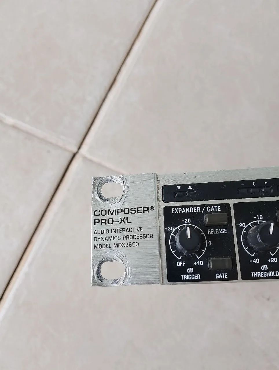 Compressor Behringer MDX260064302953815169120