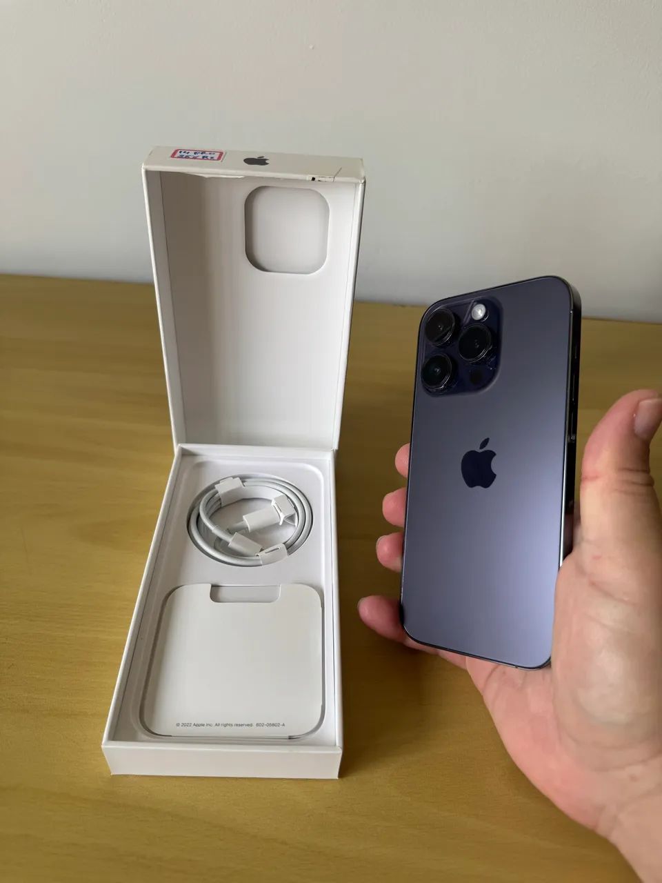 iPhone 14 Pro 256gb Roxo Deep Purple - Bateria 100% - Celulares e