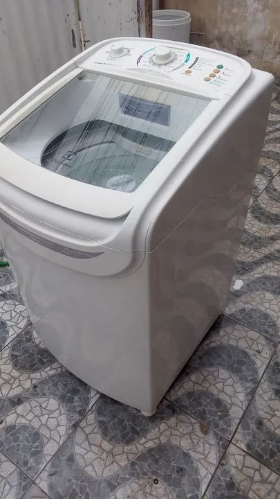 Máquina de Lavar ELECTROLUX 10 kilos  - Foto 2