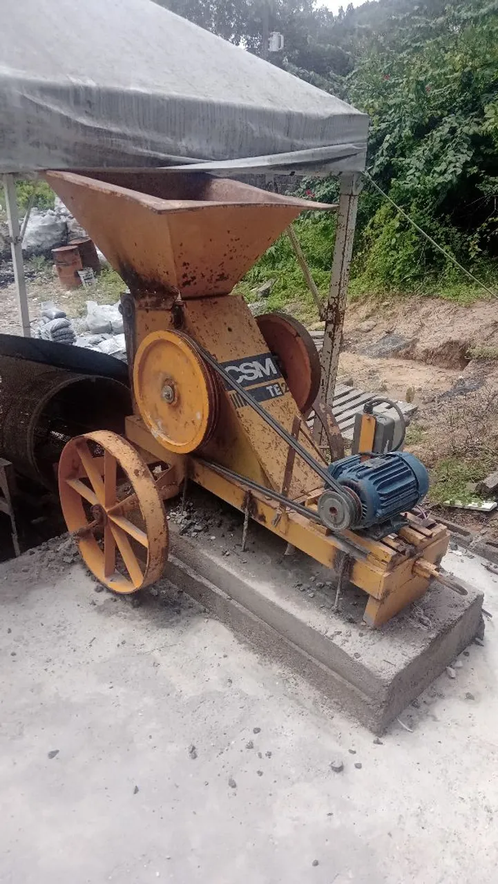 Britador Móvel CSM TE2 - Triturador de Materiais
