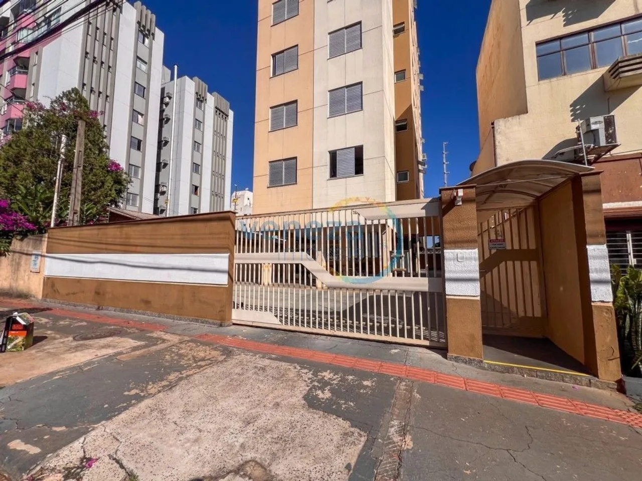 Apartamento com 1 quarto para alugar por R$ 1100.00, 33.85 m2 - IPIRANGA - LONDRINA/PR