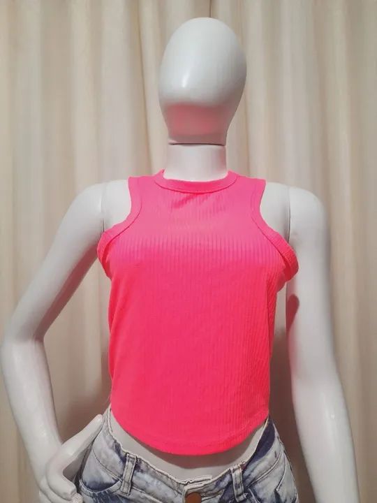 Cropped canelado de viscose com elastano. NOVO<br>?Tam M<br>