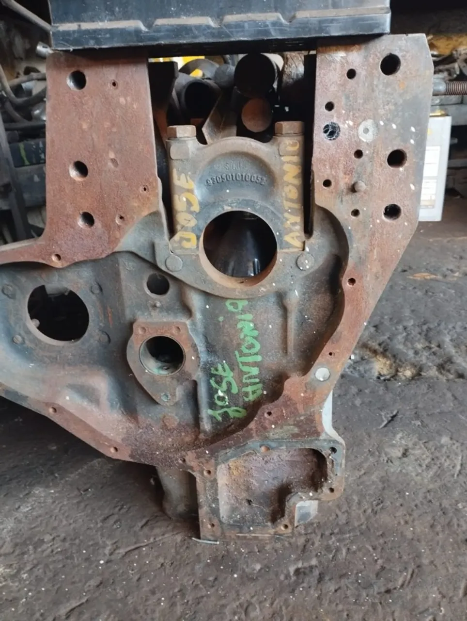 Bloco de motor MWM 6 cilindros