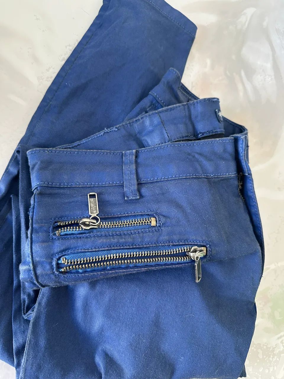 Calça de marca 
