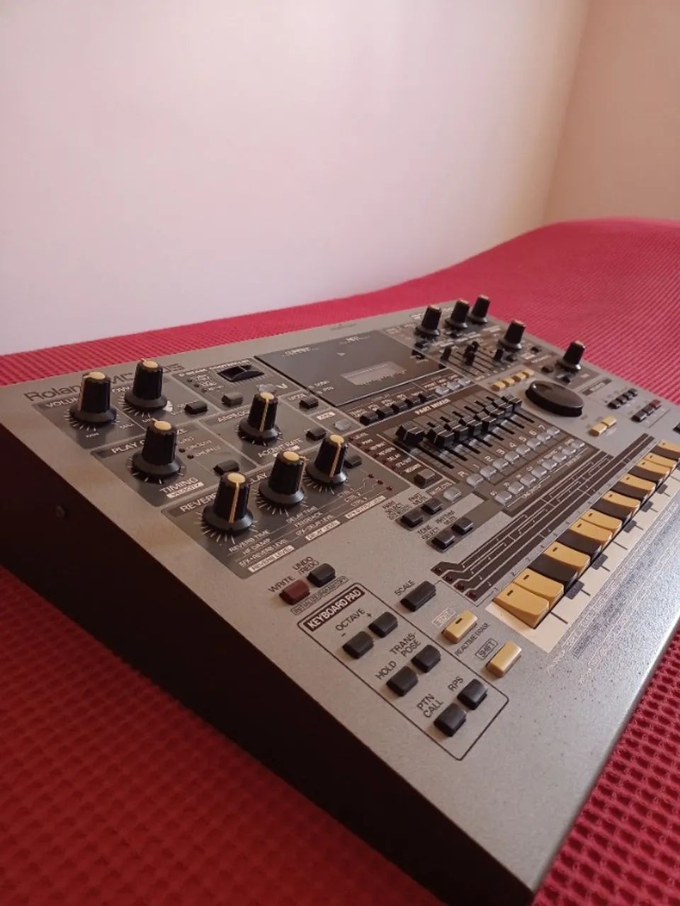 Roland MC-505 Groovebox - Instrumentos musicais - Vigilato Pereira