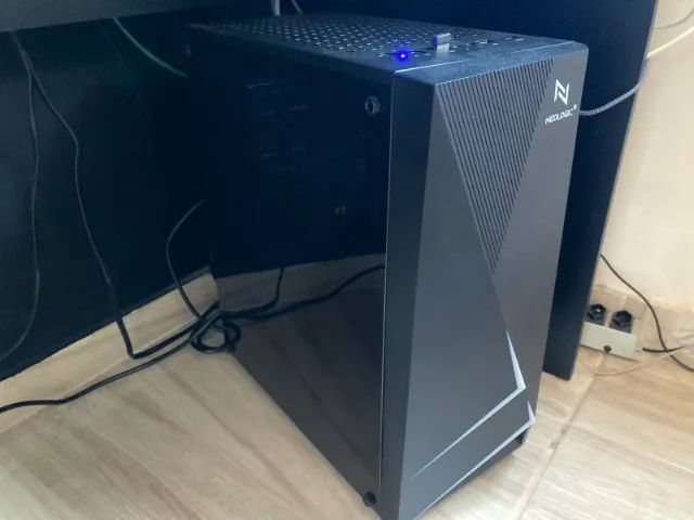 PC Xeon 14/28 + 128gb RAM + SSD M2 + RX550