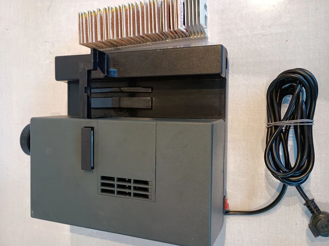 Projetor de slides IEC  MA-150 FUNCIONANDO COM FILME DO ALADIM  - Foto 3