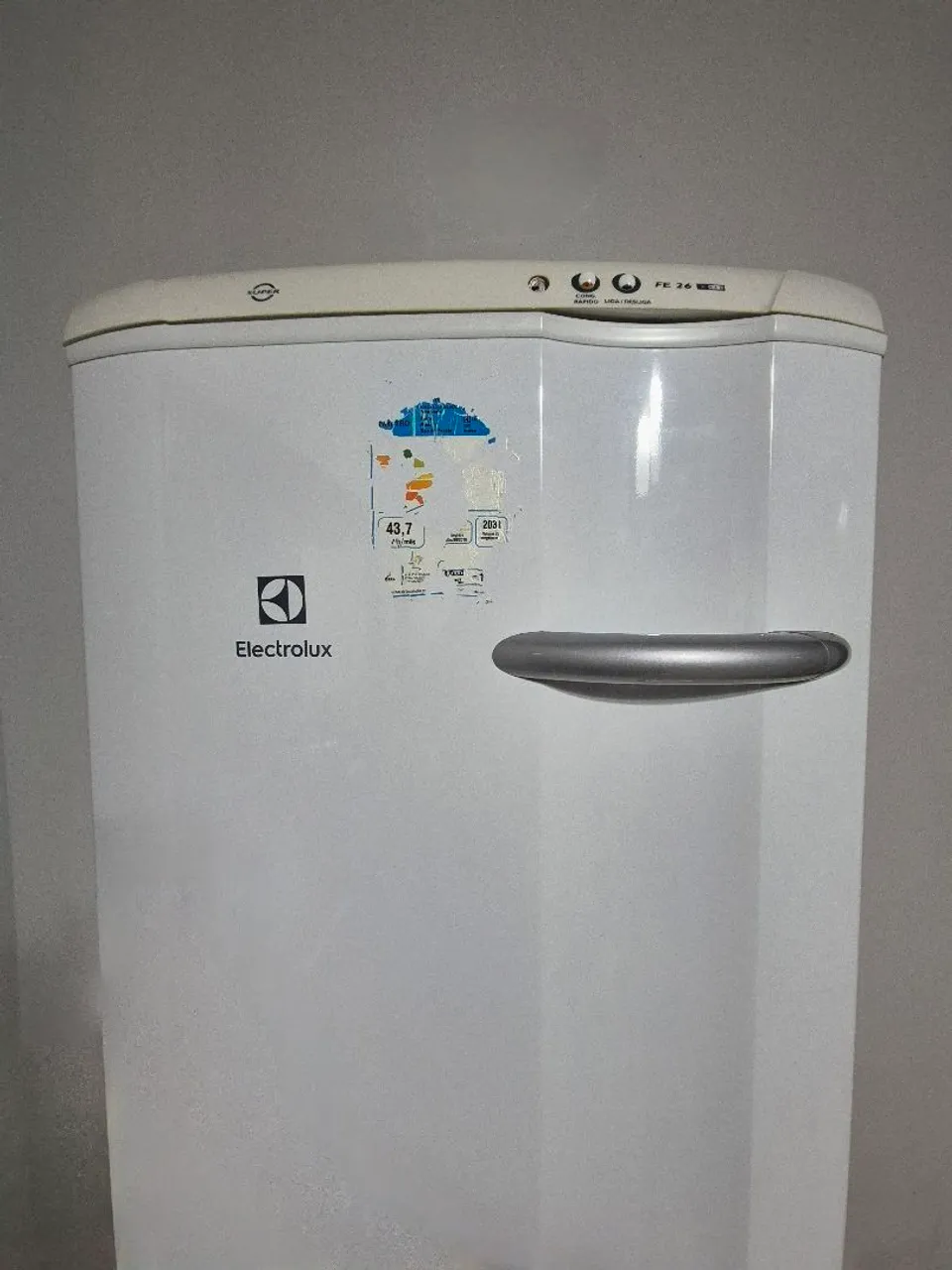 Freezer Electrolux branco em ótimo estado