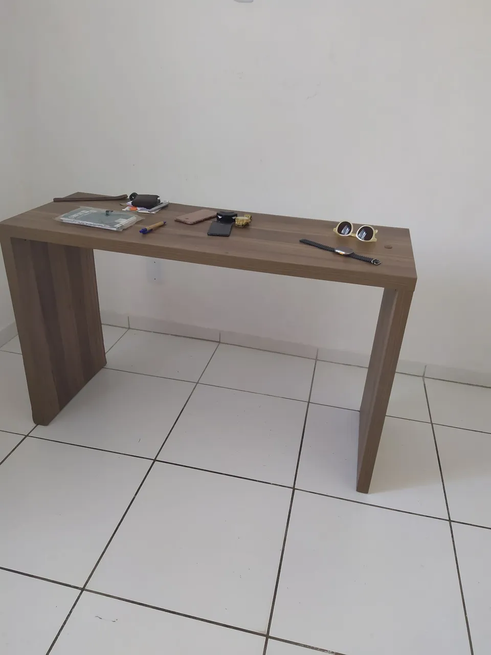 Mesa de escritório em madeira
